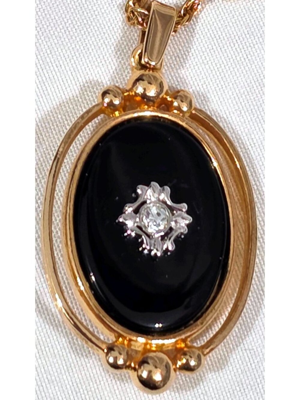 Avon VICTORIAN style REVERSIBLE PENDANT NECKLACE black onyx gold-tone 20" chain - Picture 13 of 16